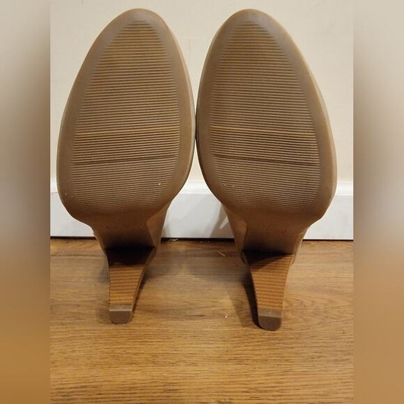 Jennifer Lopez High Heel Ankle Boots - Picture 6 of 7